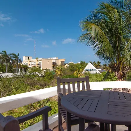 Blue Palms Suites, Pool Onsite, Steps To The Beach & 5Th Ave